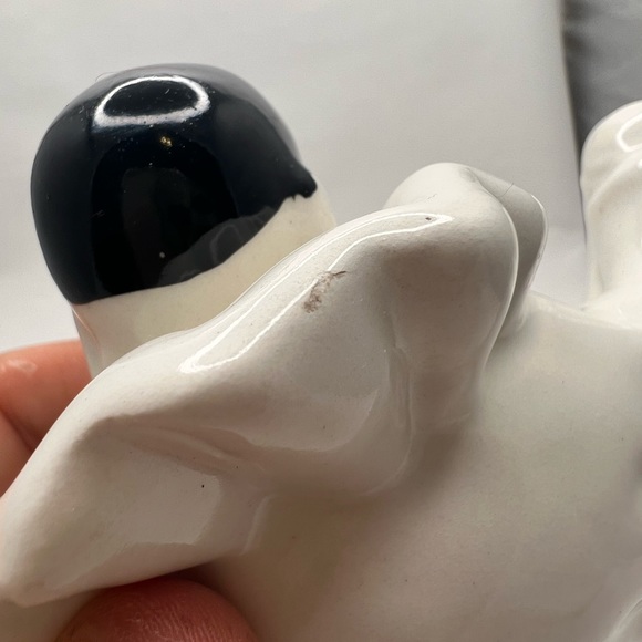 Vintage Harlequin Pierrot Clown Mime Figurine Laying Down Porcelain Ceramic 9” - Picture 8 of 9